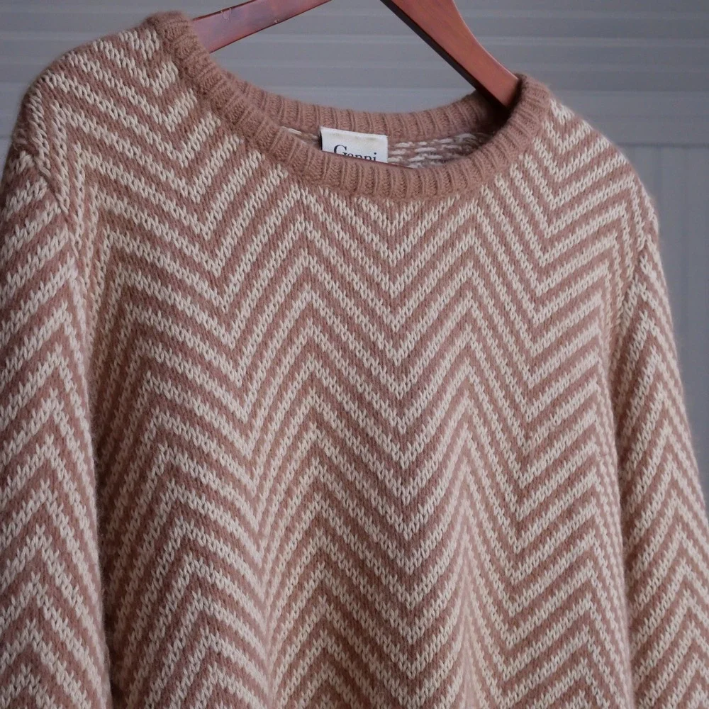 Modern Gianni‎ Anthropologie super soft chevron Candy Floss sweater